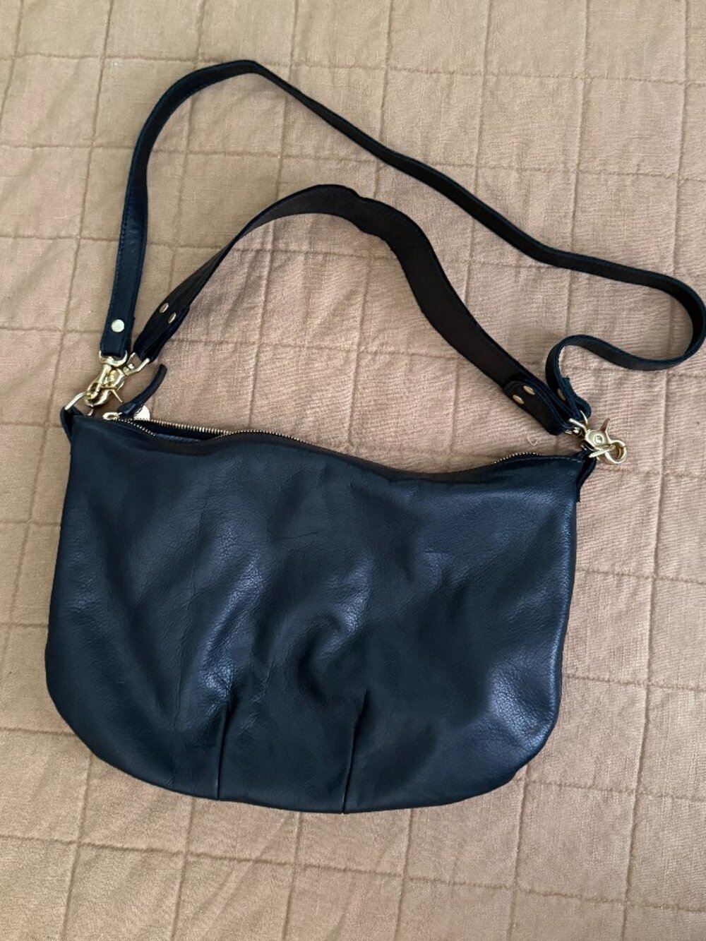 Clare V Black Moyen Messenger - Picture 1 of 7
